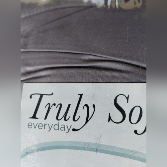 Truly Soft Everyday Reversible 3pc Comforter Set, Grey, King - Picture 4 of 5